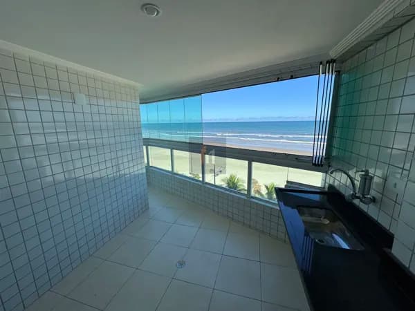 Apartamento frente mar, 3 dormitorios sendo uma 1 suite, Solemar