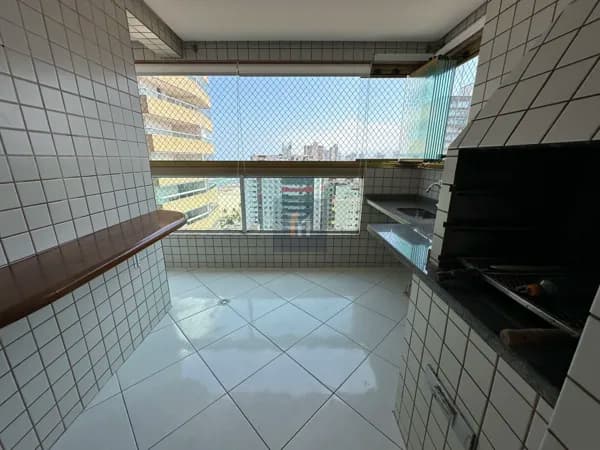 Apartamento vista mar, 1 suite, 1 banheiro social, 1 vaga, aviação