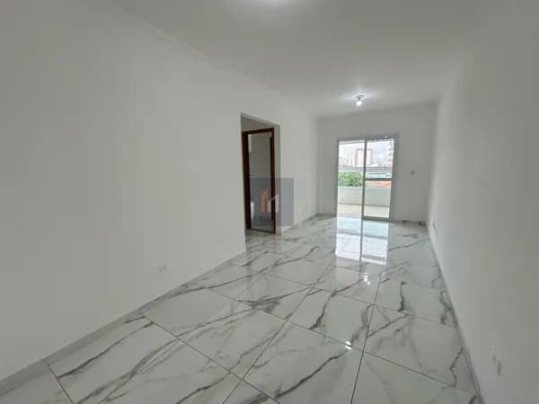 Apartamento à venda no bairro Boqueirão em Praia Grande, SP. 2 dormitórios sendo 1 suíte