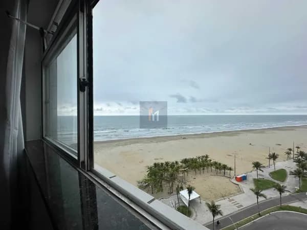 Apartamento à venda no bairro Mirim Praia Grande, SP. 1 dormitório