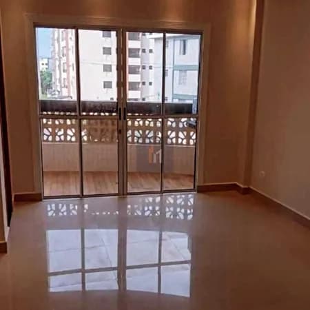 Apartamento à venda no Guilhermina em Praia Grande, SP, 2 dormitórios