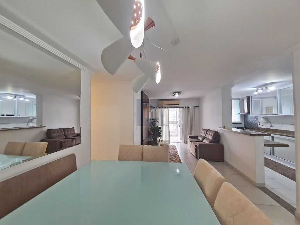 Apartamento à venda no bairro Ocian, Praia Grande, SP. 3 dormitórios sendo 3 suíte
