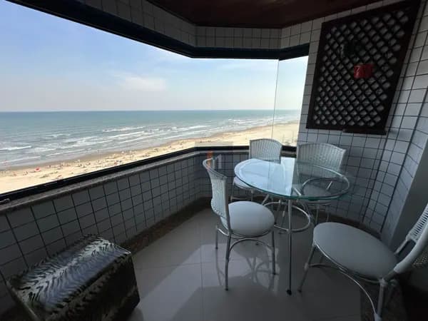 Apartamento à venda no bairro Mirim em Praia Grande, SP. 3 dormitórios sendo 1 suíte.