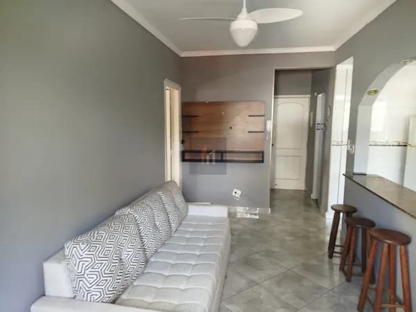 Apartamento à venda no bairro Aviação em Praia Grande, SP. 2 dormitórios.
