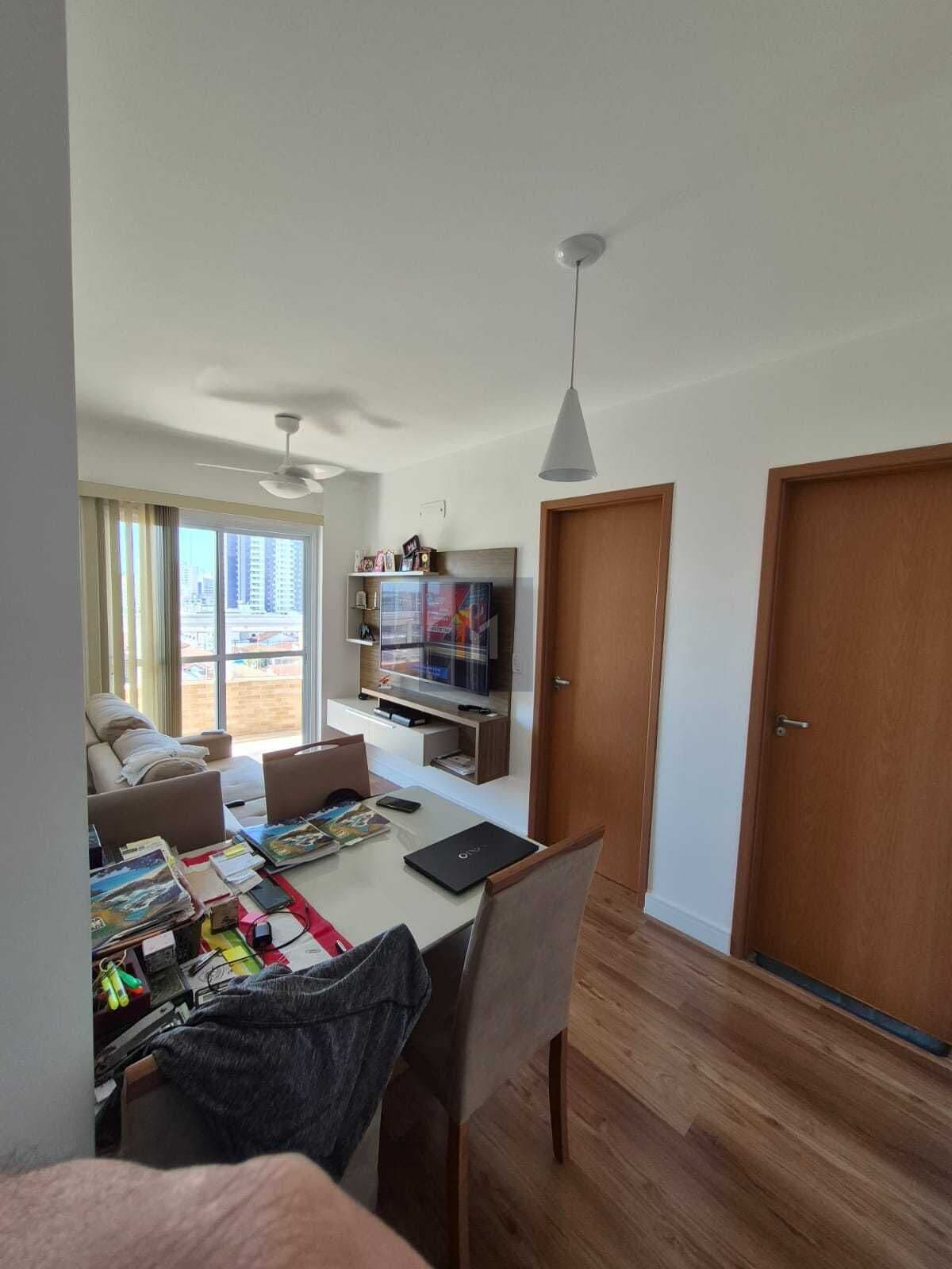 Apartamento à venda no bairro Aviação em Praia Grande, SP. 1 dormitório.