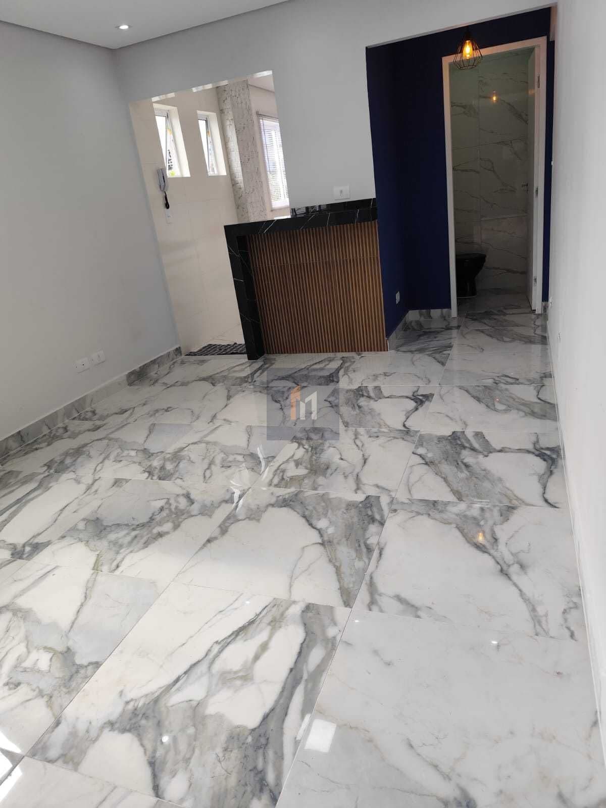 Apartamento à venda no bairro Canto do Forte em Praia Grande, SP. 1 dormitório sendo suíte.