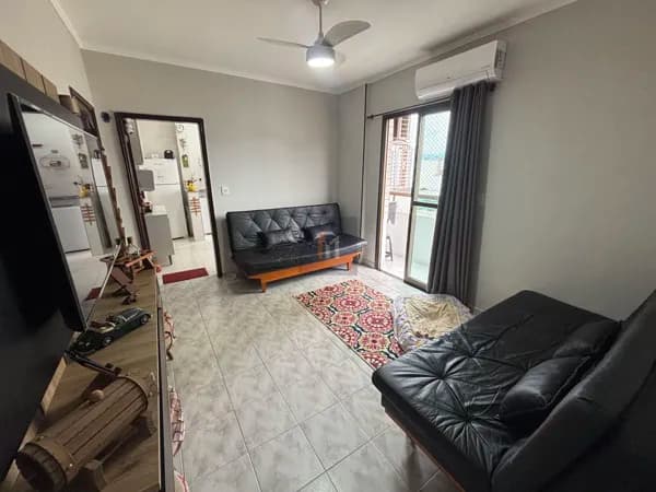 Apartamento à venda no bairro Canto do forte em Praia Grande, SP. 1 dormitório!