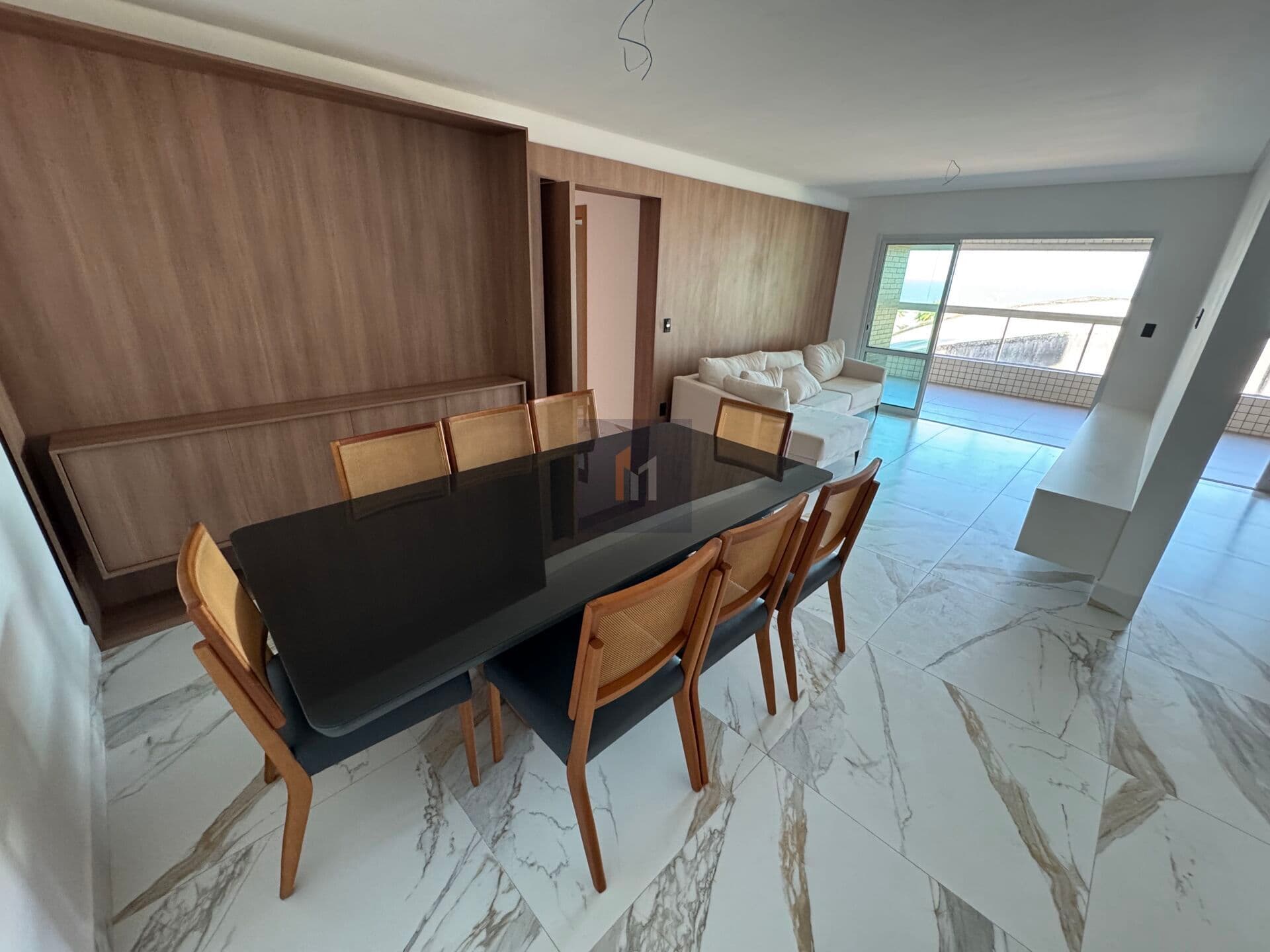 Apartamento vista mar, 3 dormitorios 2 suites, 2 vagas demarcadas, aviação