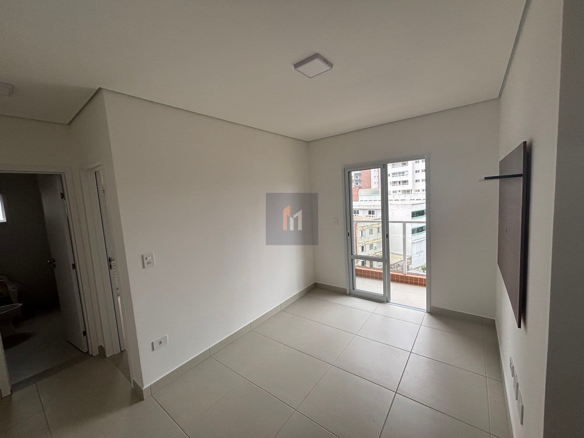 Apartamento Padrão de 1 dormitório e uma vaga de garagem no bairro boqueirão