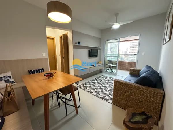 Apartamento mobiliado e decorado à venda no bairro Aviação em Praia Grande, SP. 2 dormitórios (sendo 1 suíte)