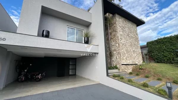 Sobrado em Condomínio de alto padrão - Cascavel/PR
