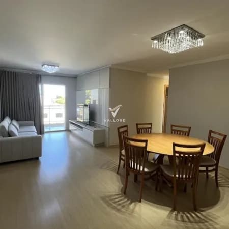 Apartamento semi-mobiliado à venda no centro de Cascavel!