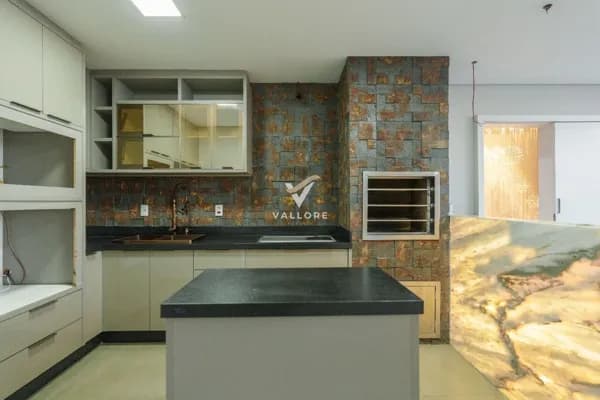 Triplex semi mobiliado em Condomínio - Cascavel PR