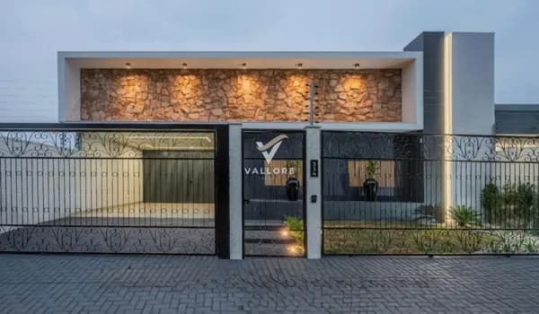 Casa térrea de alto padrão no Tropical 2 – Conforto e sofisticação