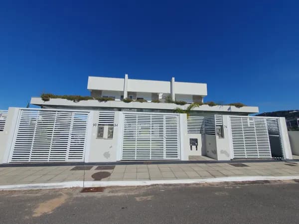 Casa com 3 suítes, Lagoa da Conceição - Florianópolis/SC
