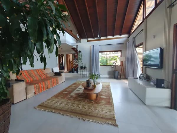 Excelente casa para venda 215m² com 3 dorm - Novo Campeche - Florianópolis / SC