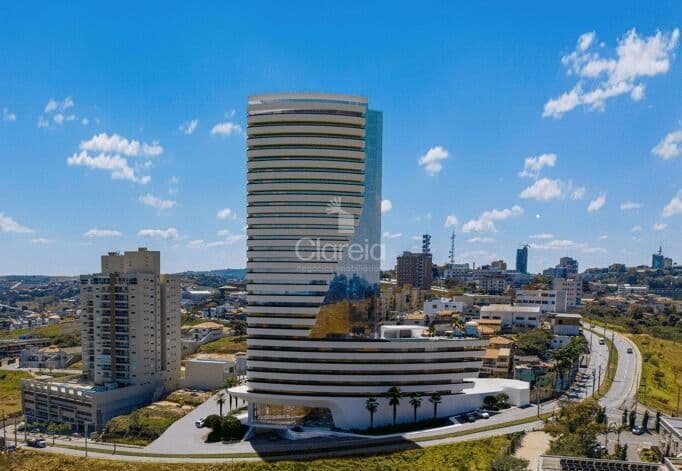 Apartamento de 246 m² no New York Tower – (APARTAMENTO ENTREGUE EM FASE DE ACABAMENTO)