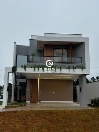 Casa Alto Padrão, localizado na Av: Joâo Pinheiro com 3 quartos, 1 suíte, maior infraestrutura de lazer e bem-estar de Poços de Caldas.