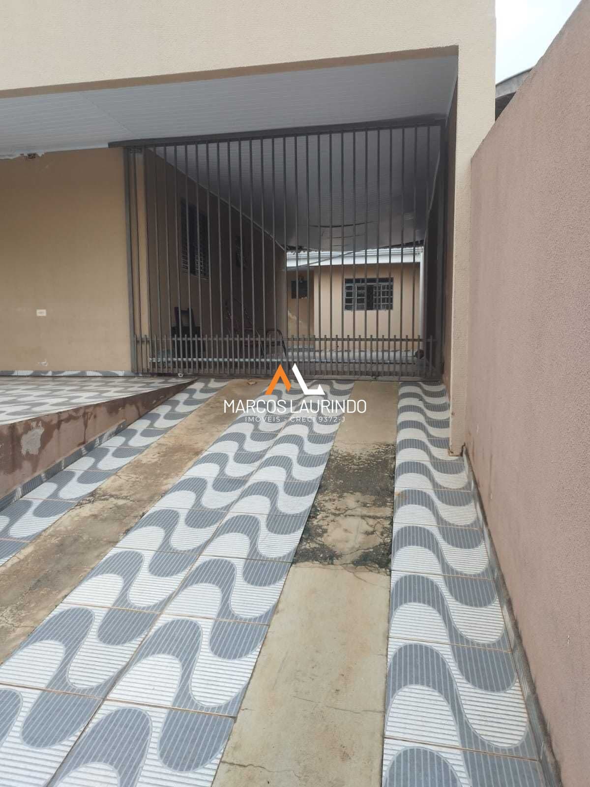 Casa em Londrina - Conjunto Habitacional José Garcia Molina