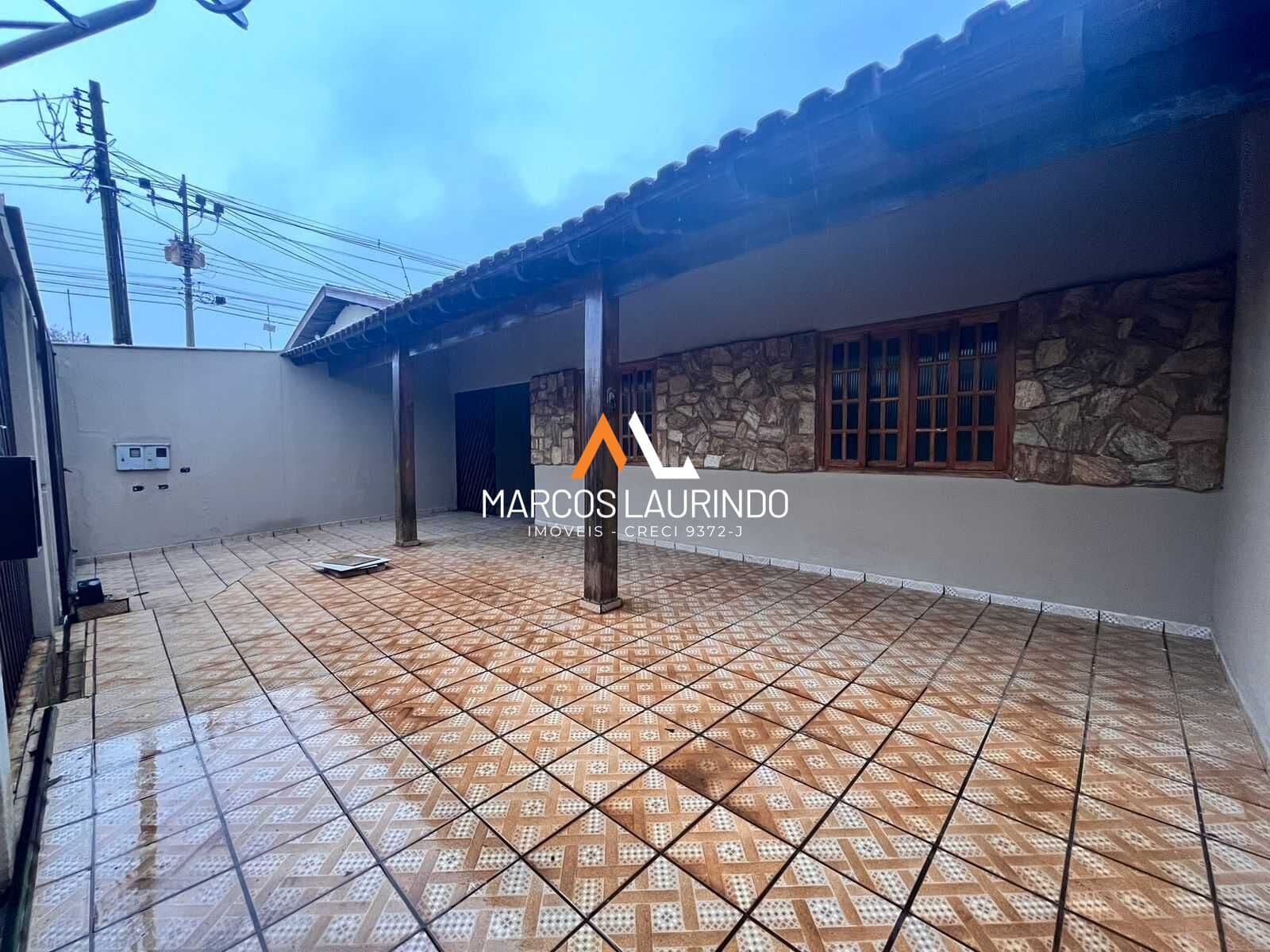 Casa em Londrina - Conjunto Habitacional Luiz de Sá