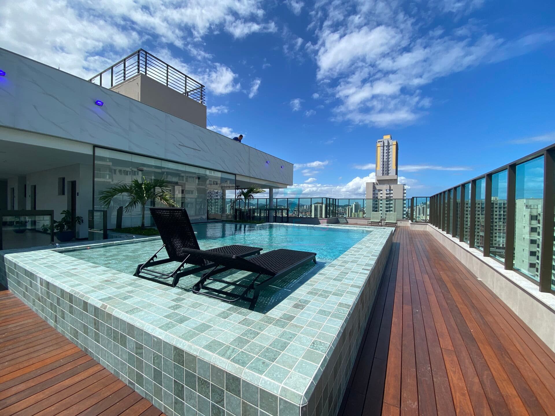 Apartamento 3 Qts c/ suíte