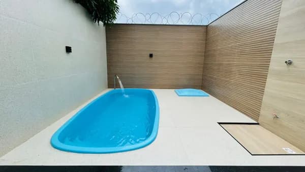 Casa Triplex 2 Qts sendo 2 suítes