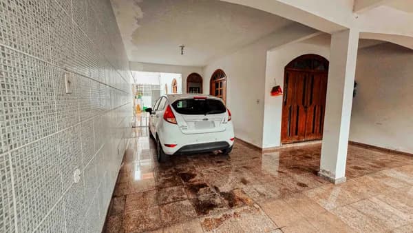 Casa 9 Qts c/ 4 suítes