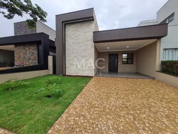 Casa em Condomínio Vila Romana II