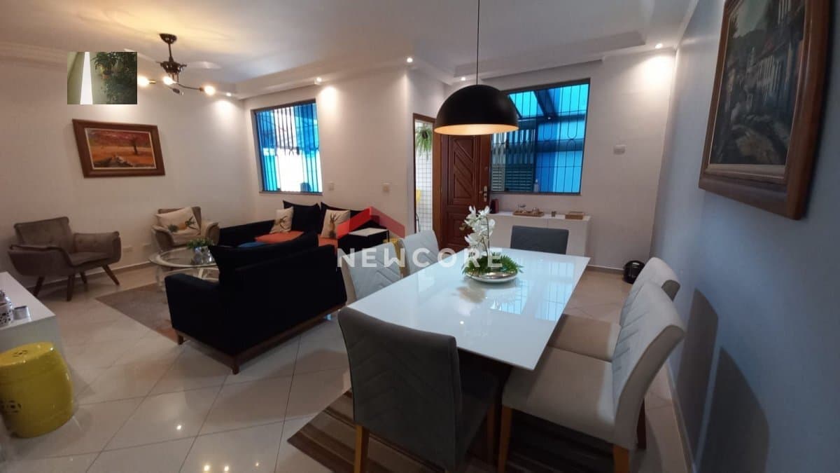 Casa Sobreposta para Venda em Embaré Santos-SP