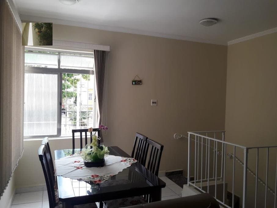 Casa Sobreposta para Venda em Vila Belmiro Santos-SP