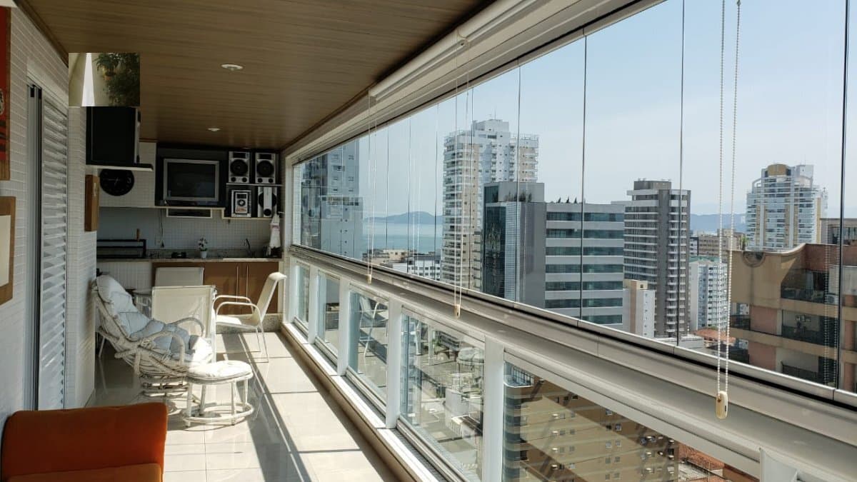 Apartamento Padrão para Venda em Aparecida Santos-SP
