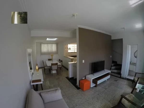 Sobrado Padrão para Venda em Aparecida Santos-SP
