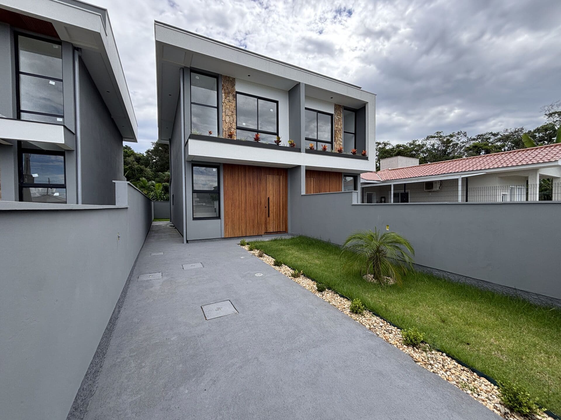 Sobrado em São José - Sertão do Maruim