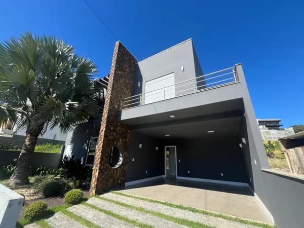 Casa em Palhoça - Pedra Branca