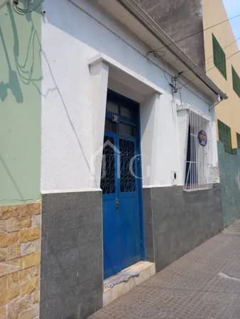 Casa de 03 quartos no Centro de Resende