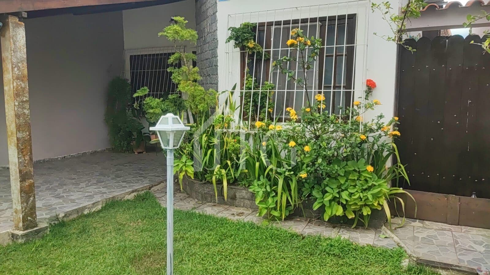 Casa com 02 quartos sendo 1 suítes no bairro Mirante das Agulhas, em Resende/Rj