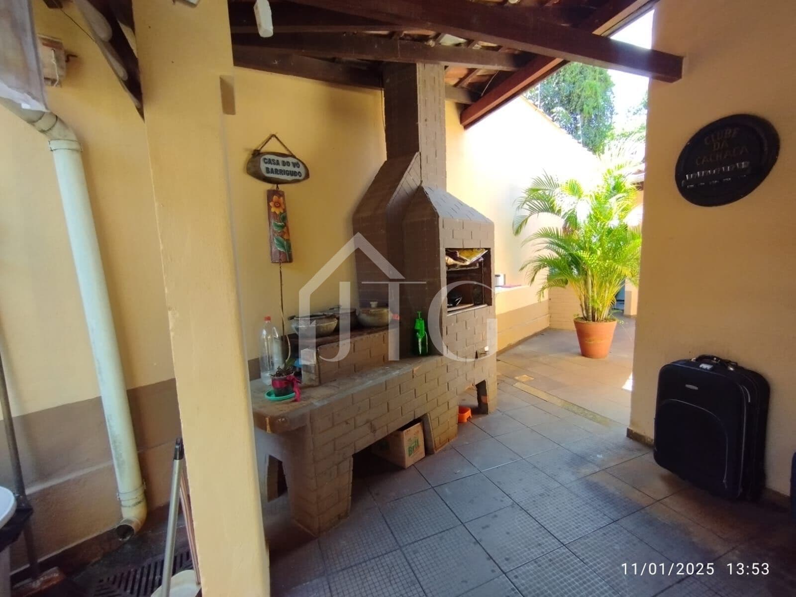 Casa com 03 quartos sendo 01 suíte no bairro Morada da Colina, em Resende, RJ