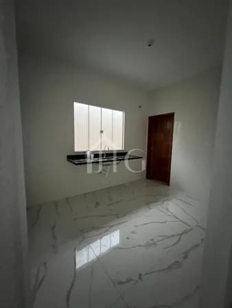 Casa com 02 quartos no bairro Jardim do Sol, em Resende/RJ