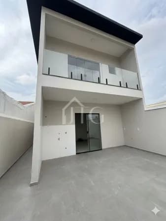 Casa em construção com 02 quartos sendo 01 suíte no bairro Bela Vista, em Resende/RJ