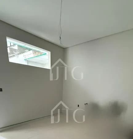 Sala Comercial para locação no bairro Parque Ipiranga, em Resende/RJ
