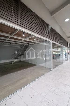 Loja no Condomínio Terras da Finlândia em Penedo, Itatiaia/RJ