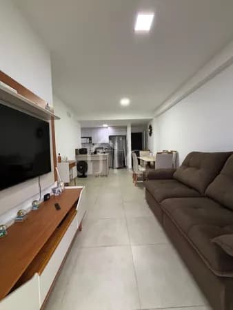 Apartamento com 02 suítes no Condomínio Edifício Paineiras, no Bairro Parque Ipiranga, em Resende/RJ