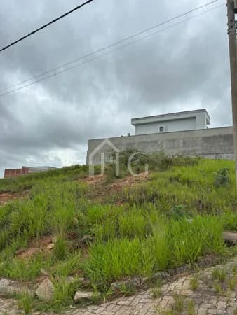 Terreno de esquina no Bairro Bela Vista, em Resende/RJ