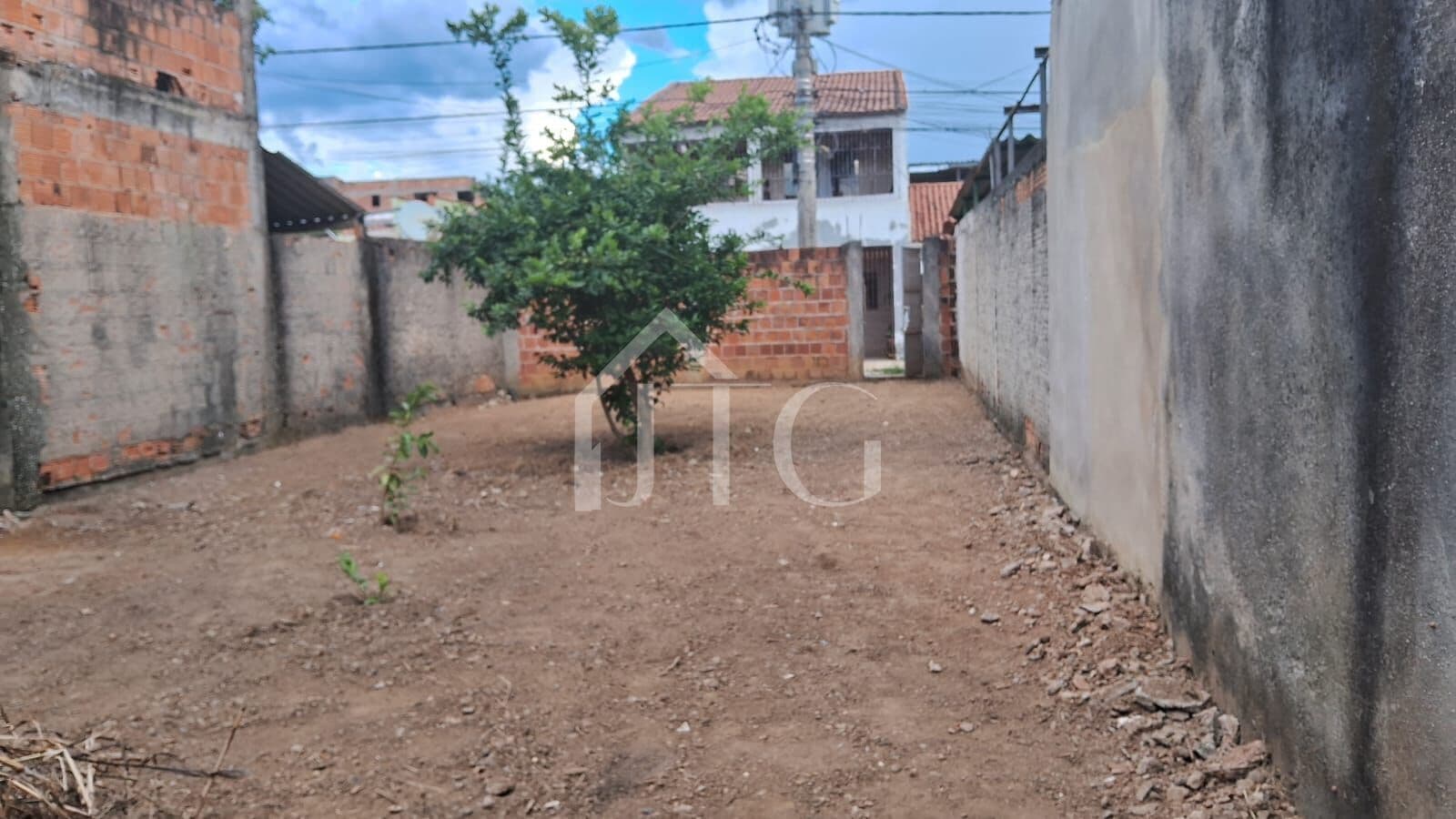 Terreno no bairro Jardim Alegria, em Resende/RJ