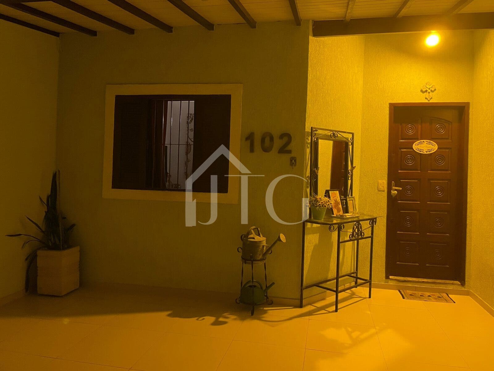 Casa com 02 quartos, no bairro Morada da Montanha, em Resende/RJ
