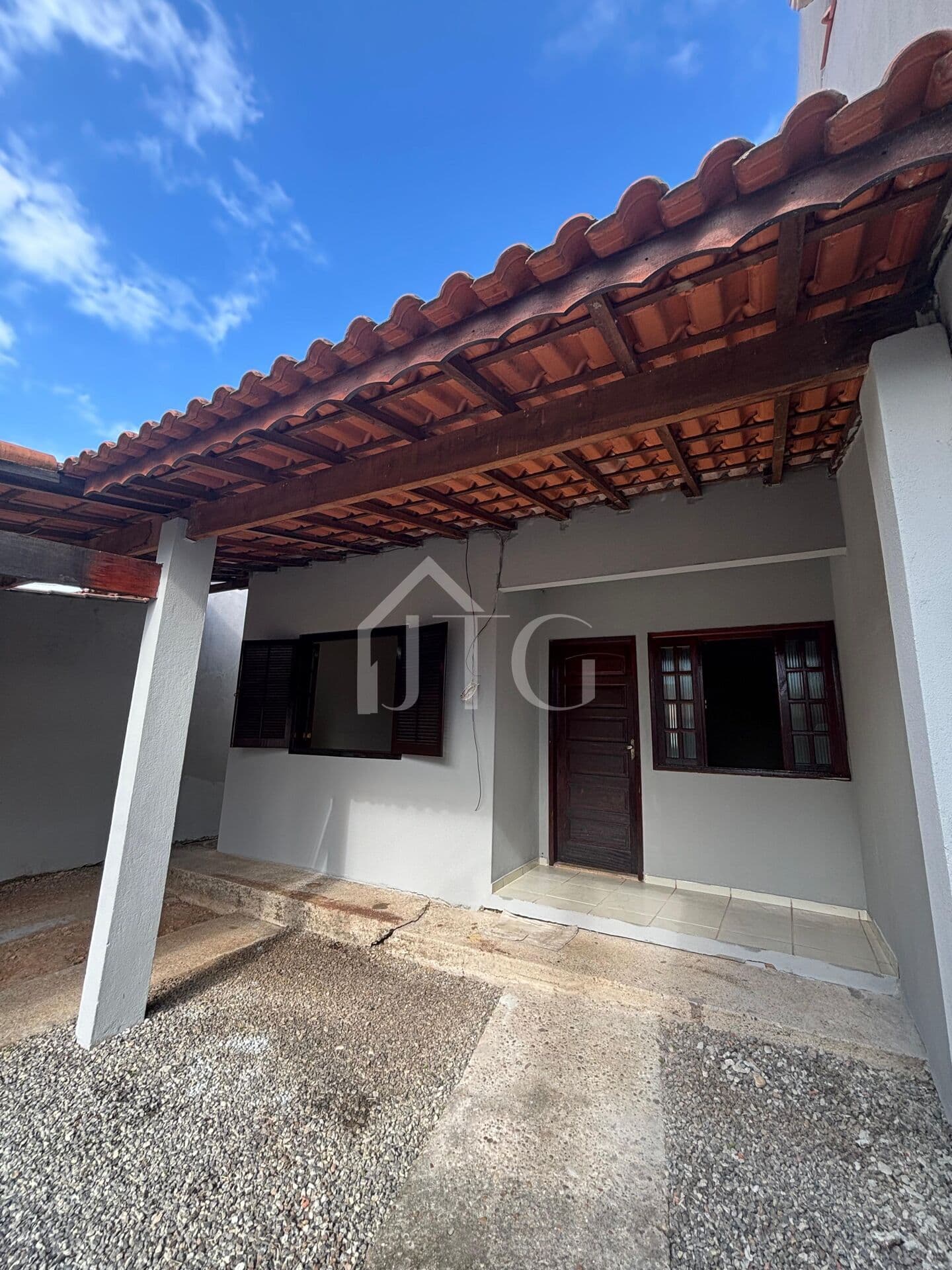 Casa com 02 quartos sendo 01 suíte no bairro Boa Vista 2, em Resende/RJ