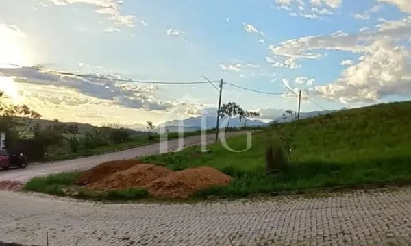 Terreno pronto para construir no Bairro Bela Vista, em Resende/RJ