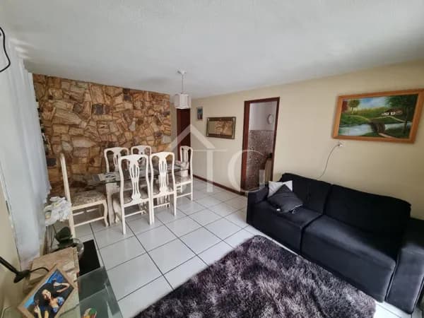 Casa com 04 quartos no bairro Cidade Alegria, em Resende/RJ