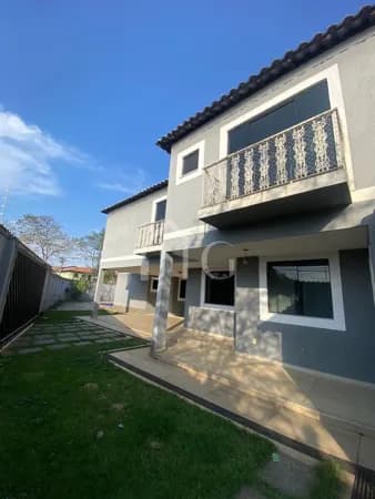 Casa com 05 quartos sendo 4 suítes no bairro Morada da Colina, em Resende/RJ