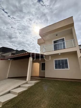 Casa com 03 quartos sendo 01 suíte no bairro Parque Ipiranga 2, em Resende/RJ